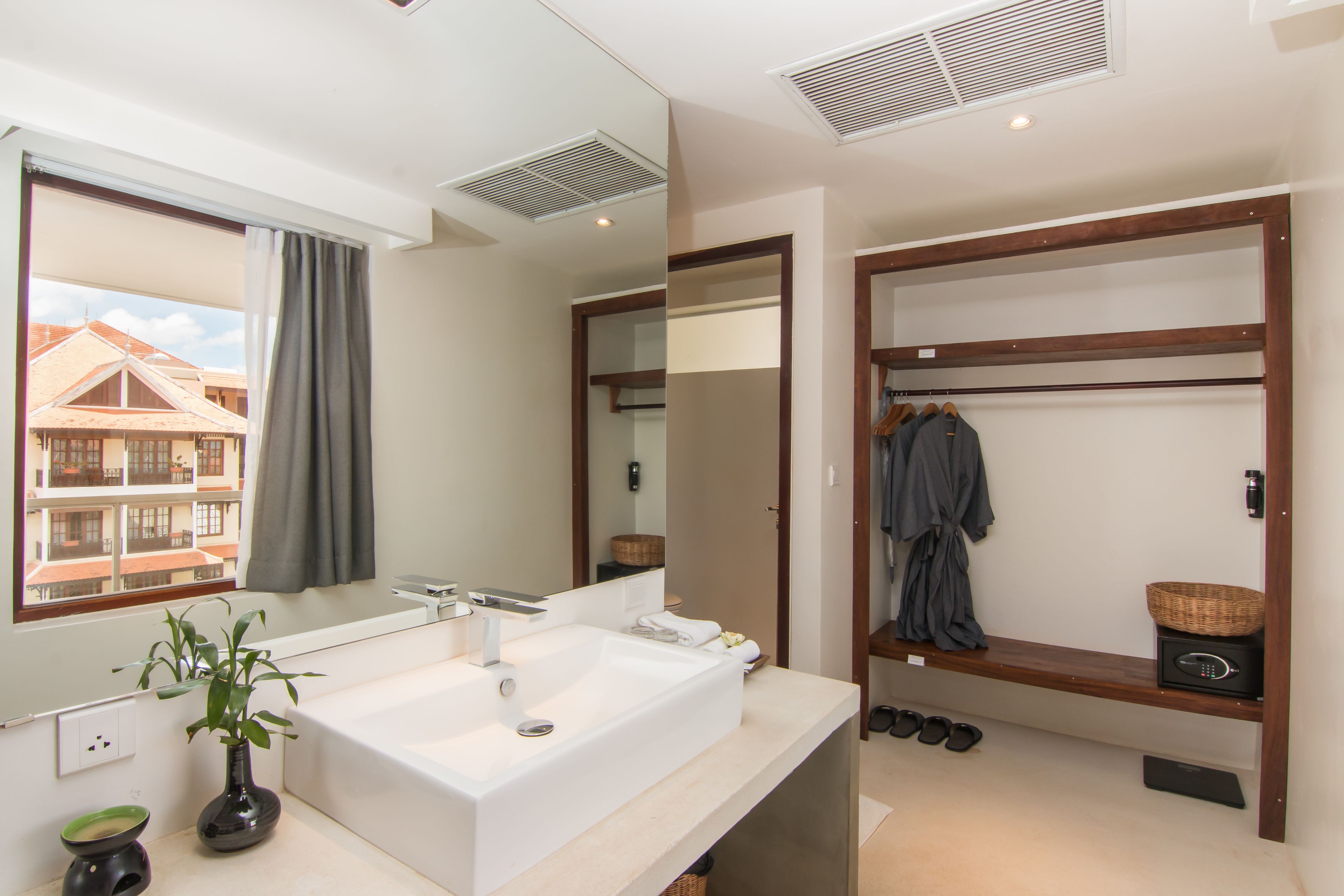 apsara suite with balcony | bathroom | shower, free toiletries, hair dryer, bathrobes