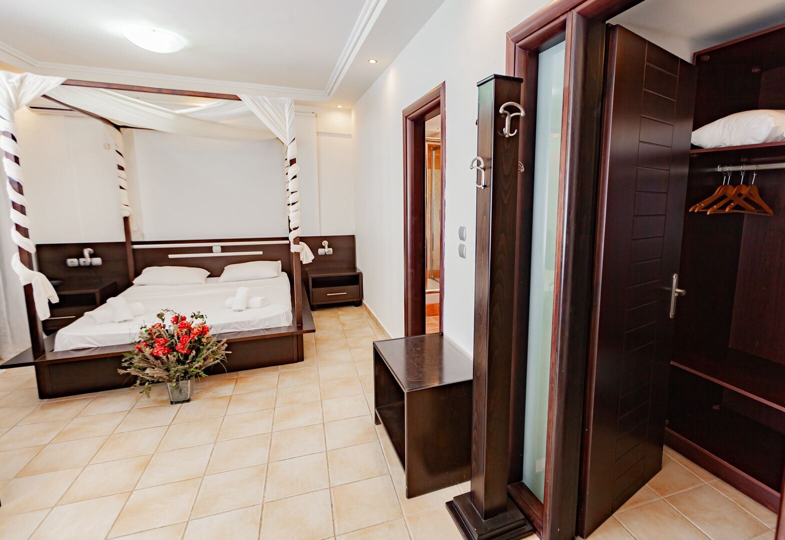 junior room, sea view | in-room safe, soundproofing, free cots/infant beds, free wifi