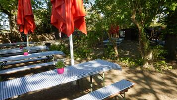 Grill-/Picknickplatz