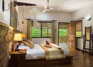 Apartment, 1 Bedroom (Balye Coco) | 1 bedroom, in-room safe, free cots/infant beds, free WiFi - Cocotier Du Rocher (La Digue)