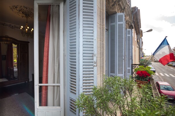 Superior Double Room, 1 Queen Bed, Balcony, River View | Balcony