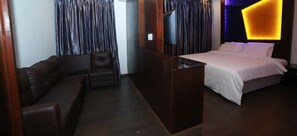 Room - Hotel M Grand (Chennai)