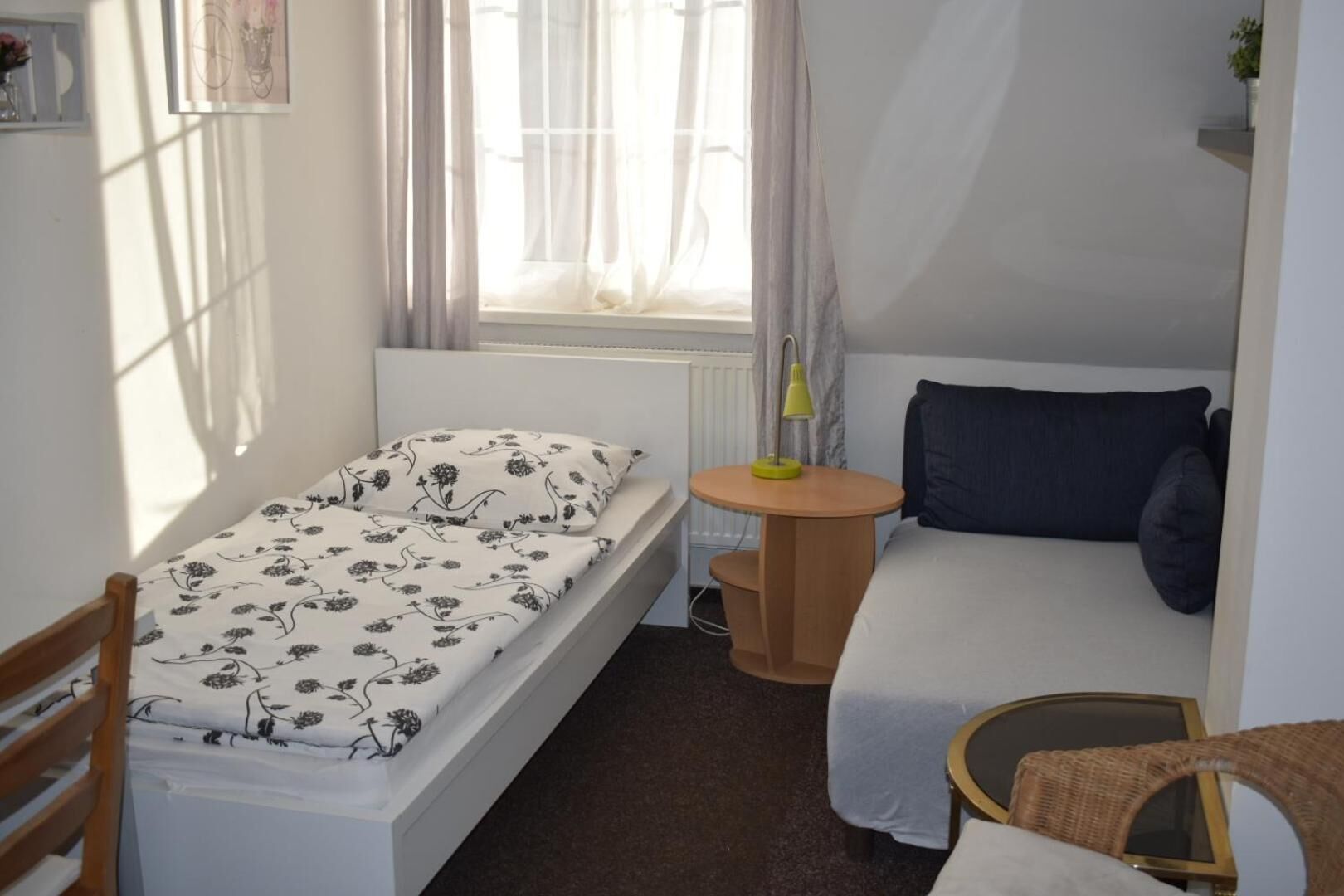 cots/infant beds, free wifi