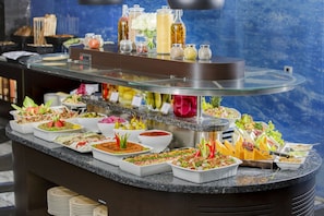 Daily buffet breakfast for a fee