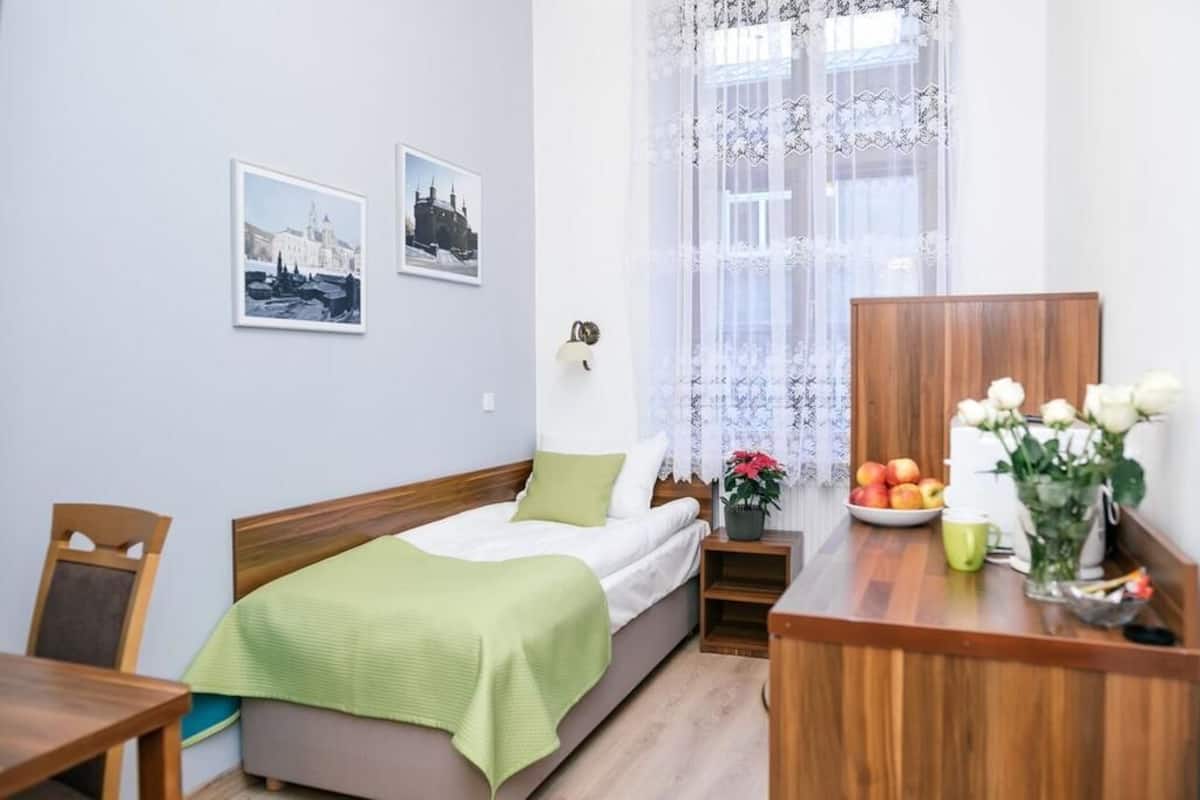 1 habitación y ropa de cama de alta calidad