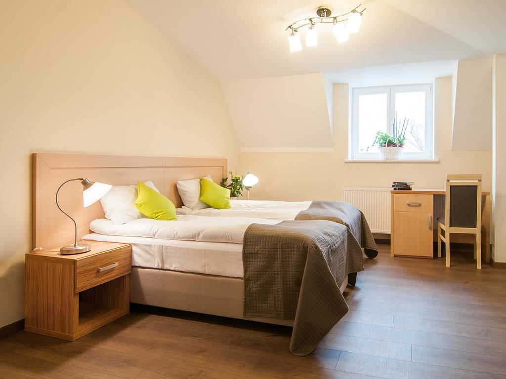 executive apartment | premium bedding, in-room safe, iron/ironing board, free wifi