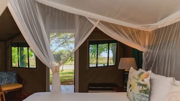 Safari Tent | Kostenloses WLAN, Bettwäsche