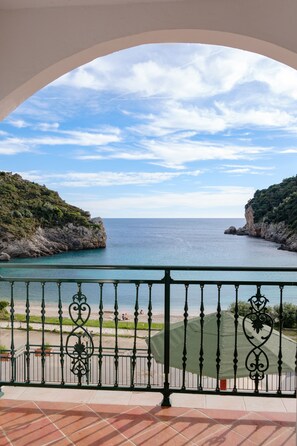 Apollon Top Floor Standard Double/Twin Room | Blackout curtains, iron/ironing board, free WiFi, bed sheets - Apollon Hotel Corfu (Corfu)