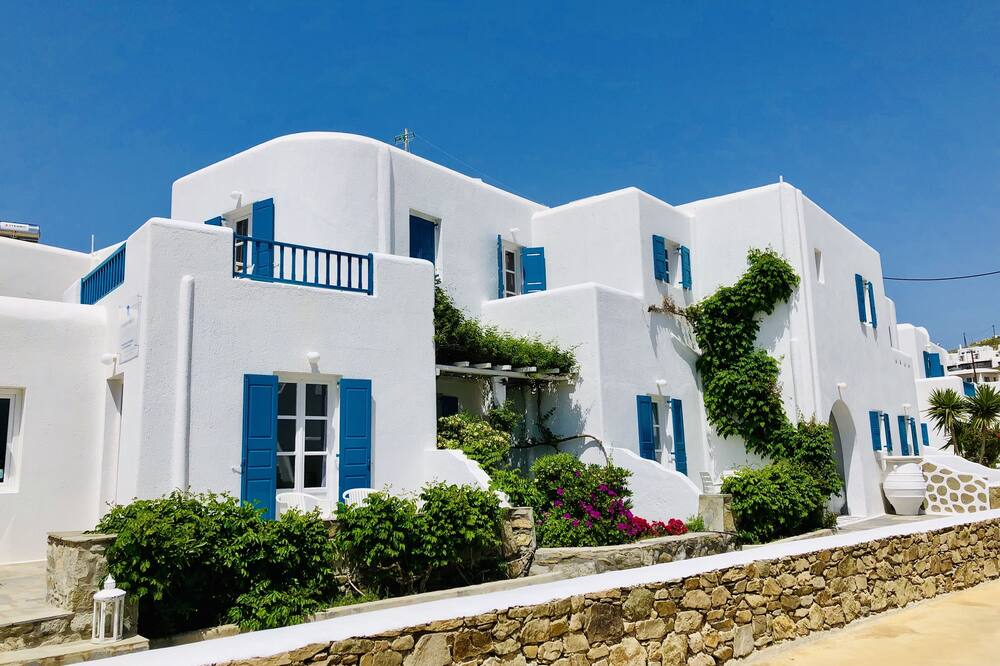 Cyclades Blue