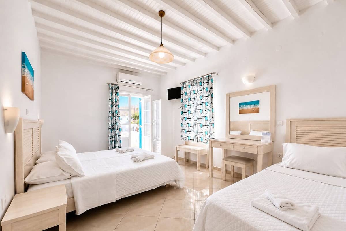 Basic Triple Room, 1 Bedroom | In-room safe, soundproofing, iron/ironing board, free cots/infant beds
