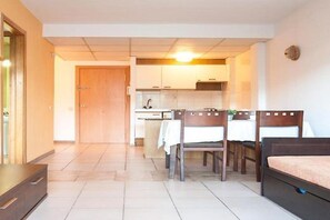 Private kitchen - Catalonia Park Apartments (Salou)