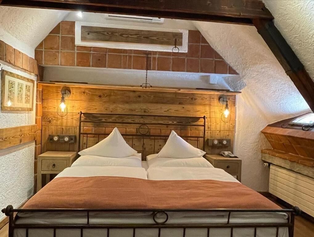 Classic Double Room, Courtyard View