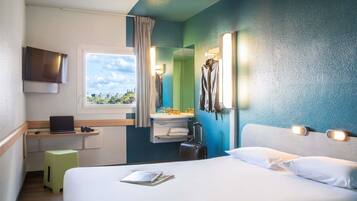 Phòng đôi | Bàn, phòng cách âm, truy cập Internet không dây miễn phí