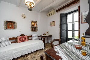 Family Apartment | In-room safe, individually decorated, individually furnished, free WiFi