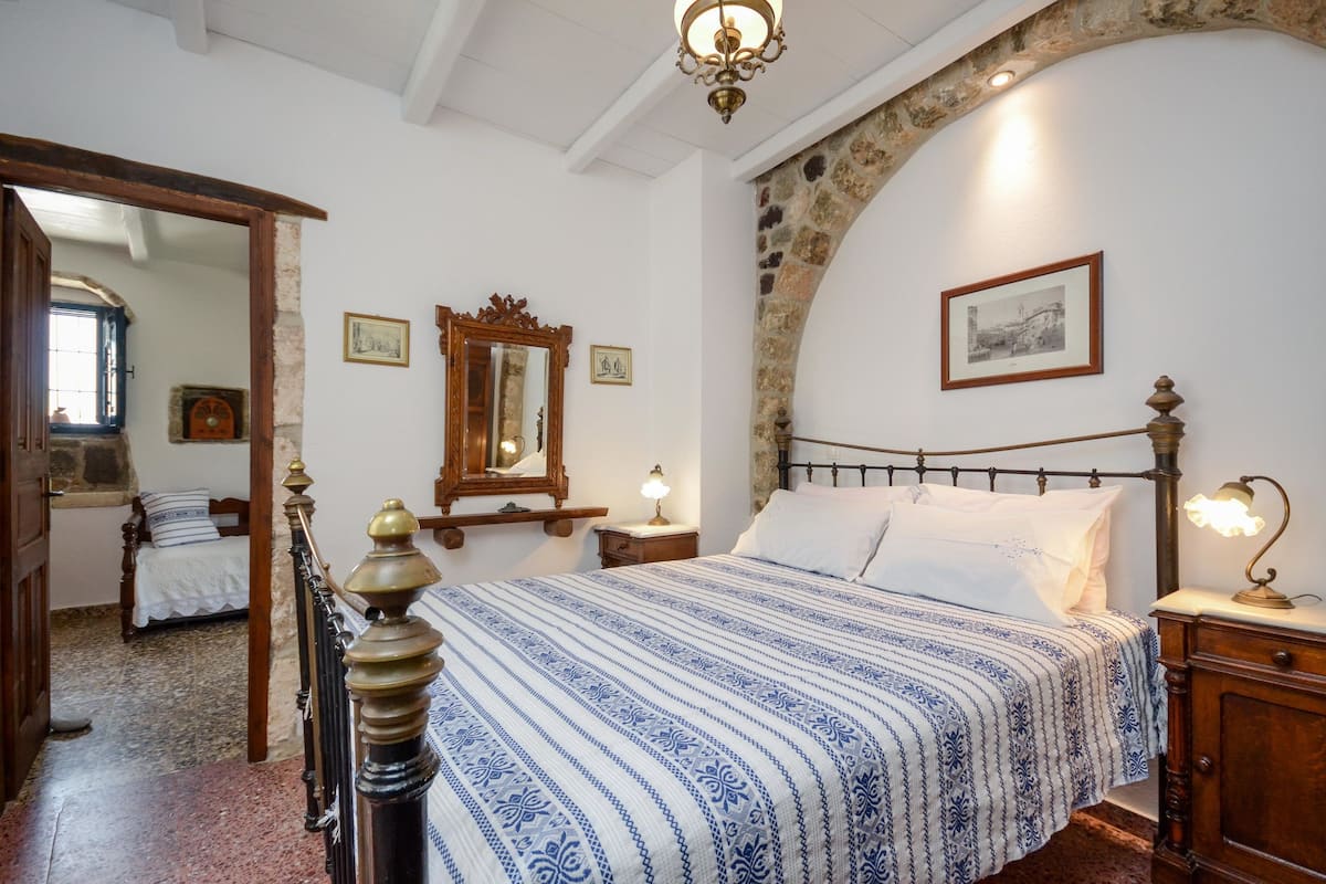 1 habitación y caja de seguridad en la habitación