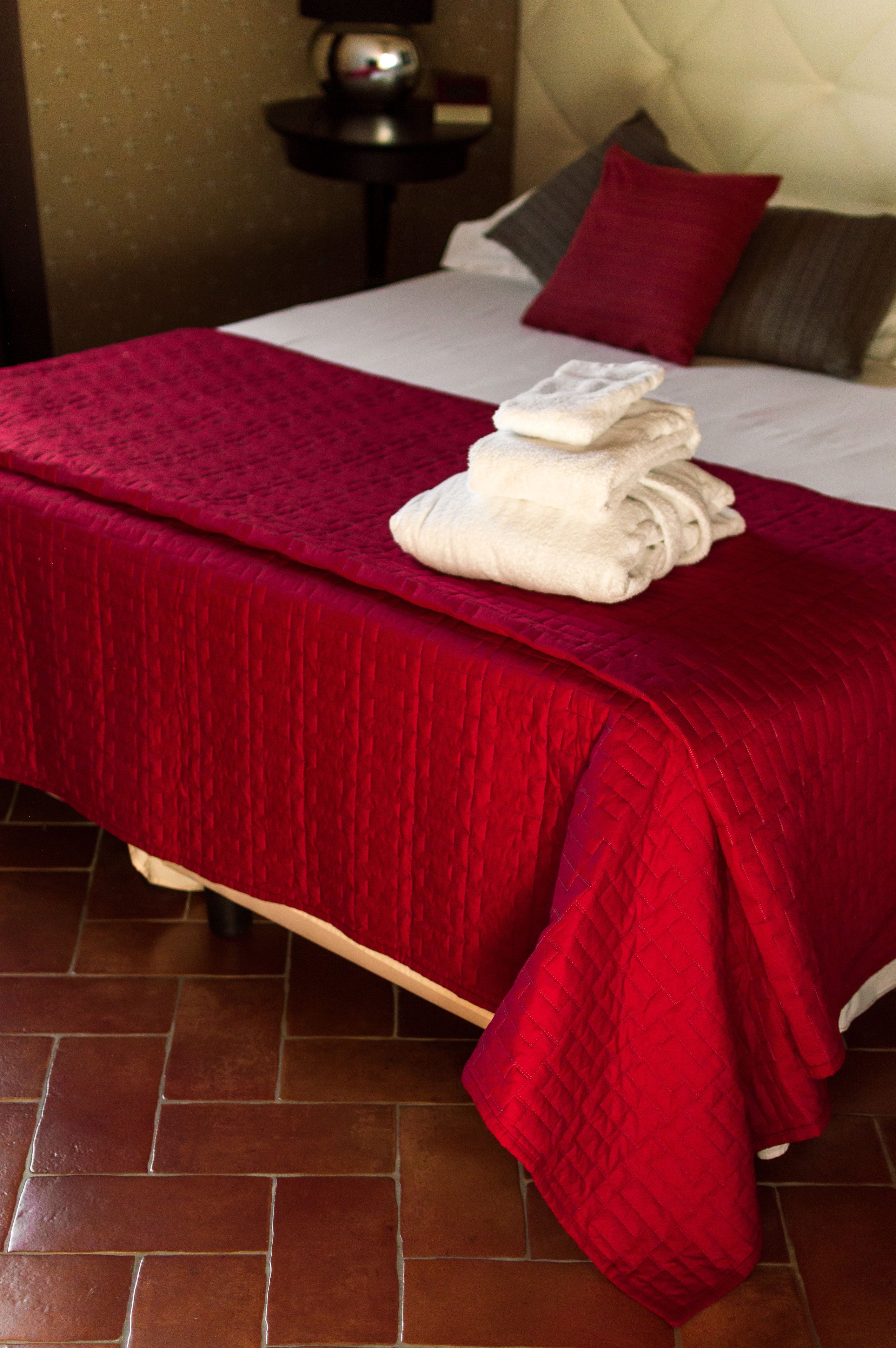 Camera doppia | Minibar, una cassaforte in camera, una scrivania, Wi-Fi gratuito