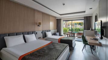 Ropa de cama de alta calidad y minibar con artículos gratuitos