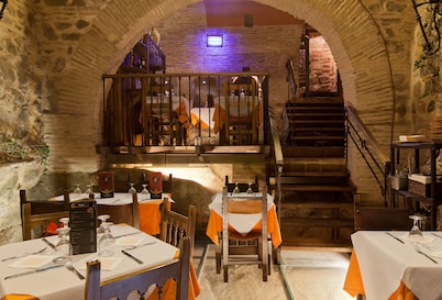 Hospedería Casa De Cisneros