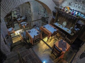 Breakfast and lunch served - Hospedería Casa De Cisneros (Toledo)