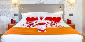 Minibar, in-room safe, desk, soundproofing - Hôtel Montbriand Antony (Antony)