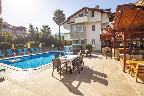 Sun deck