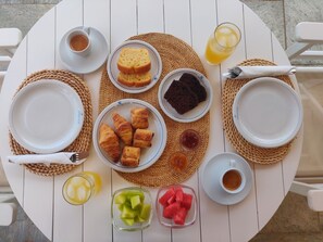Petit déjeuner buffet compris tous les jours