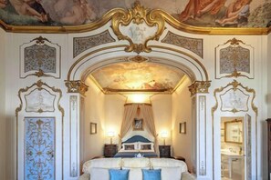 Interior - Palazzo Aldobrandini - Prestigious Historic Residence (Florence)