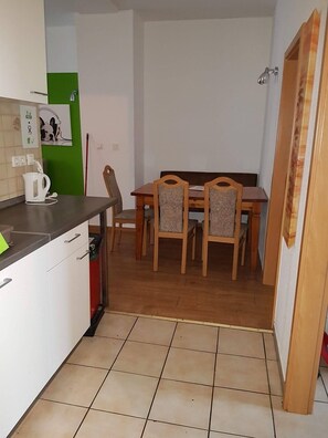 In-room dining - Phoenix (Chemnitz)