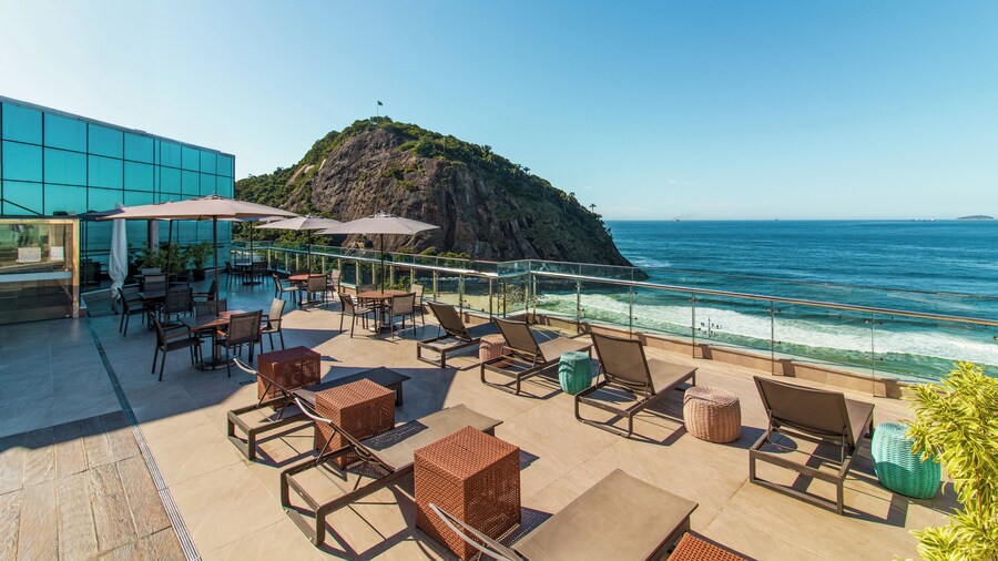 Arena Leme Hotel