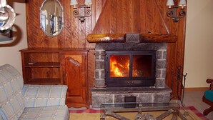Fireplace - Hotel A Boira (Jaca)