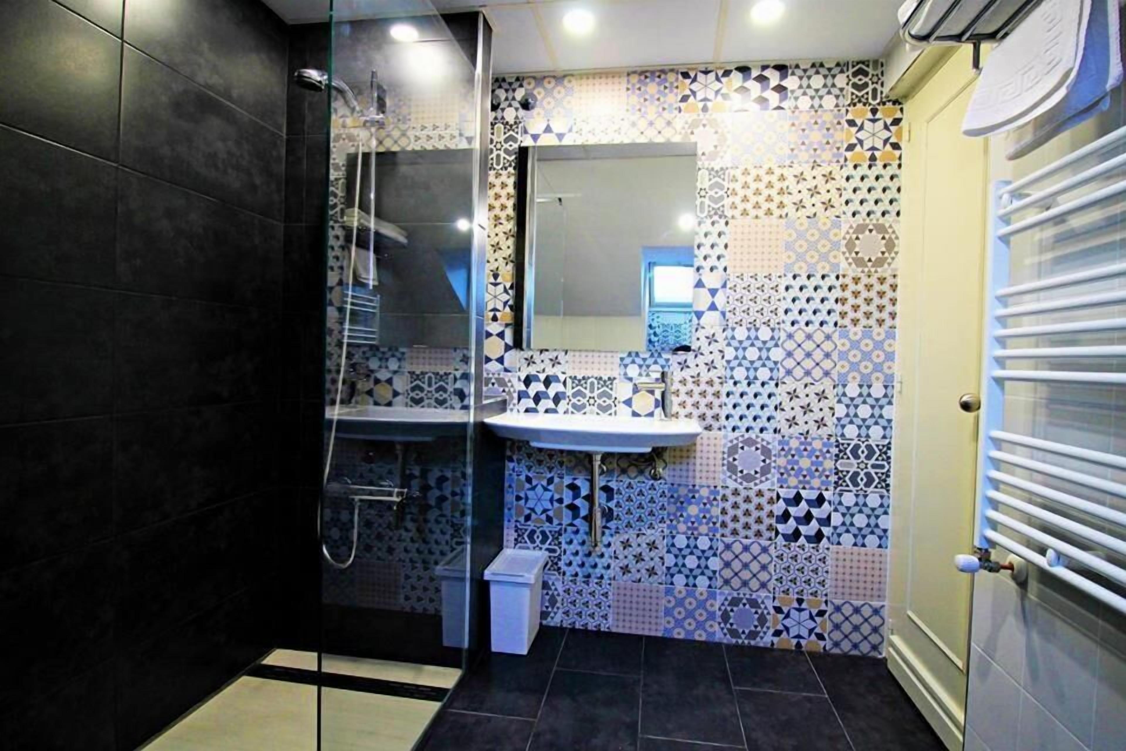 free toiletries, hair dryer, towels