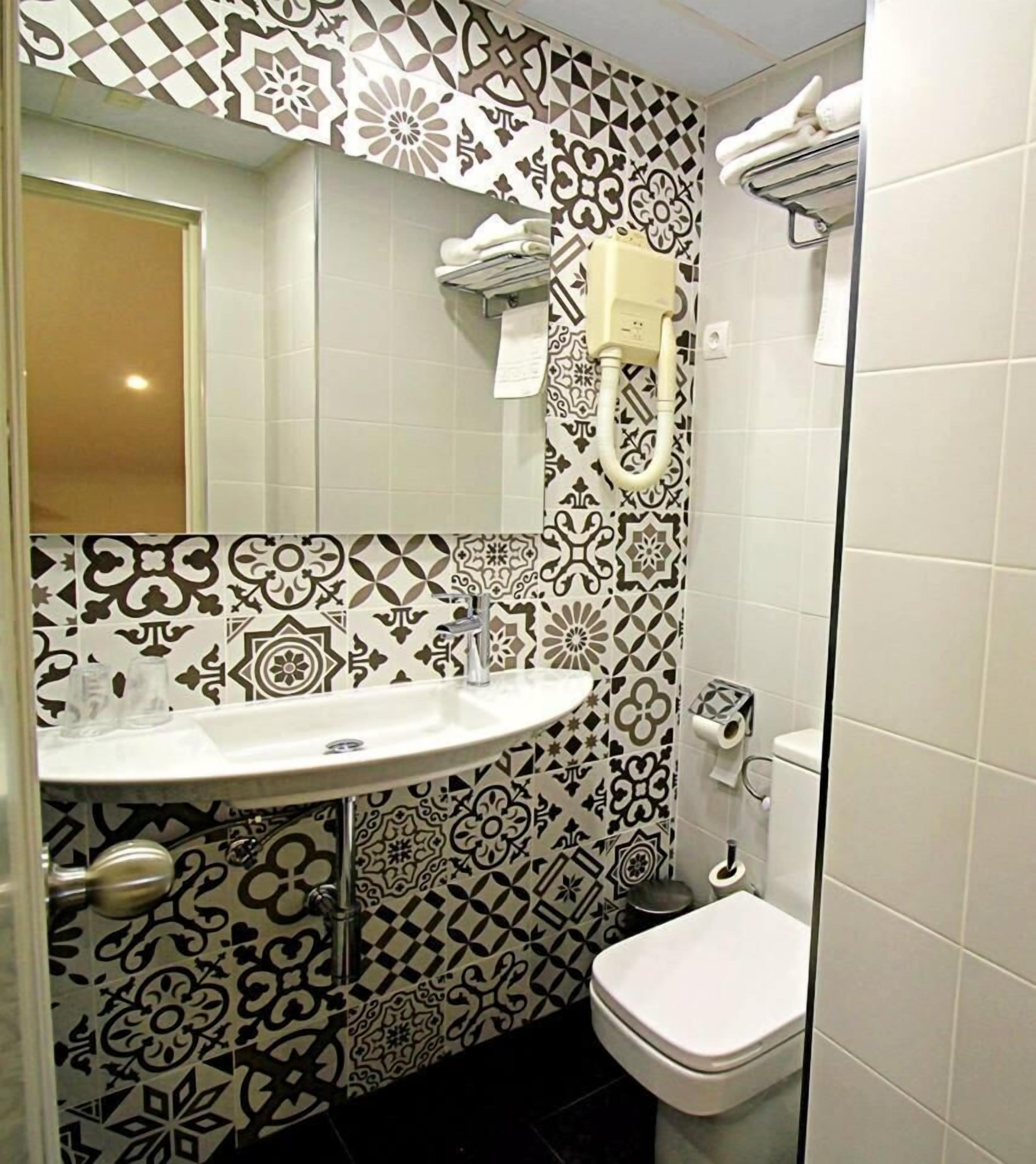 free toiletries, hair dryer, towels