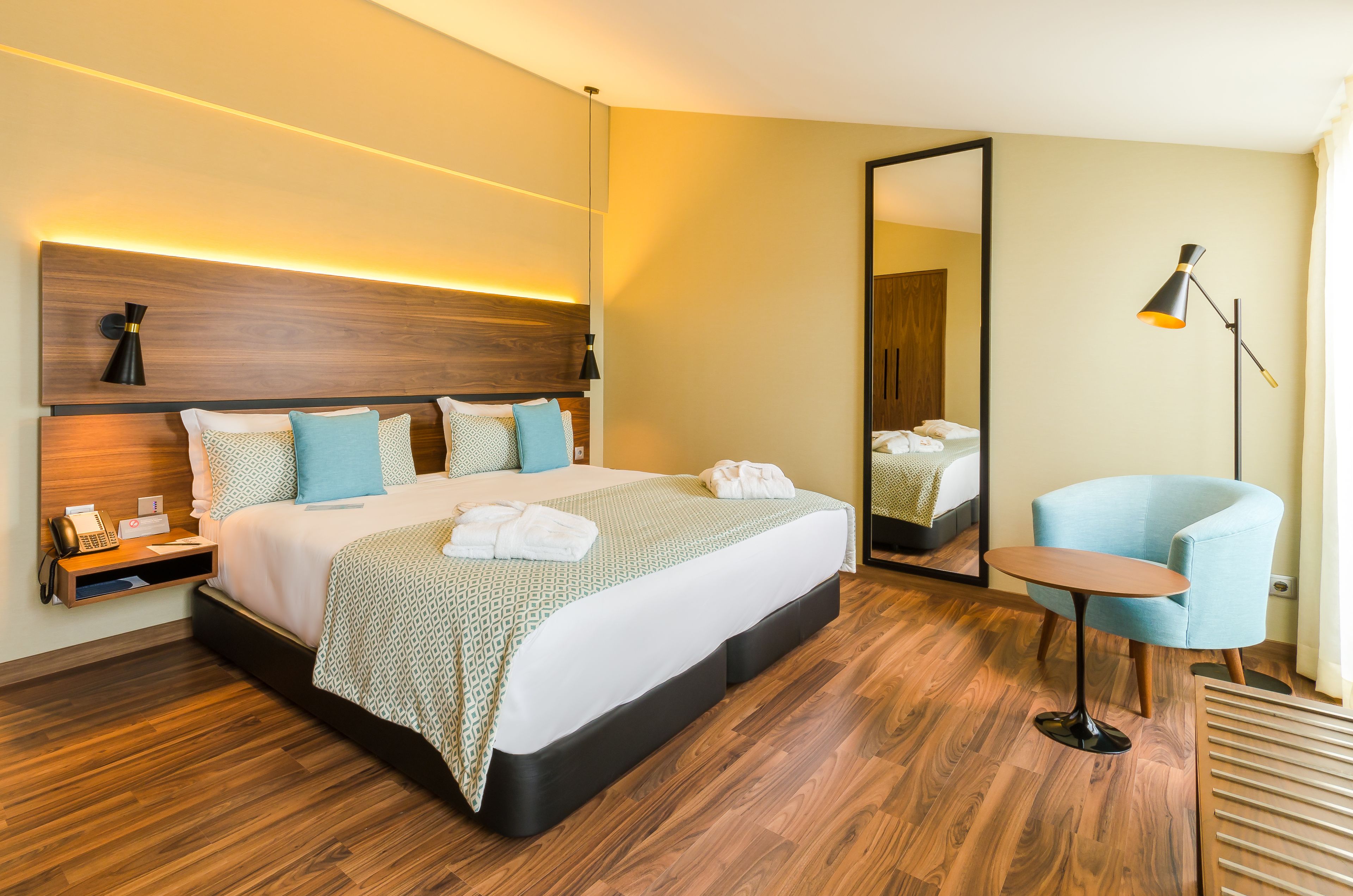 1 bedroom, premium bedding, down duvets, in-room safe