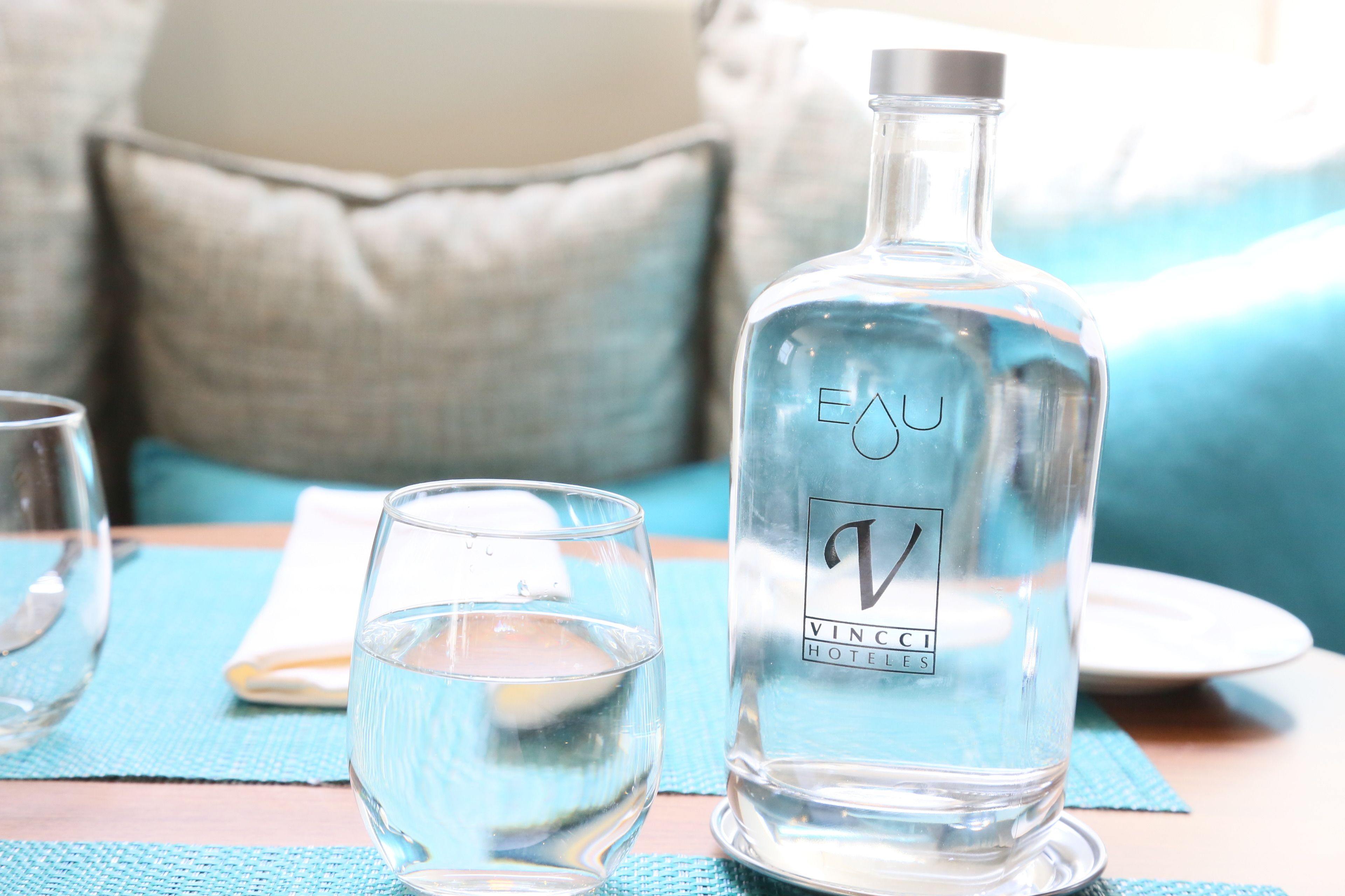 lunch and dinner served, mediterranean cuisine