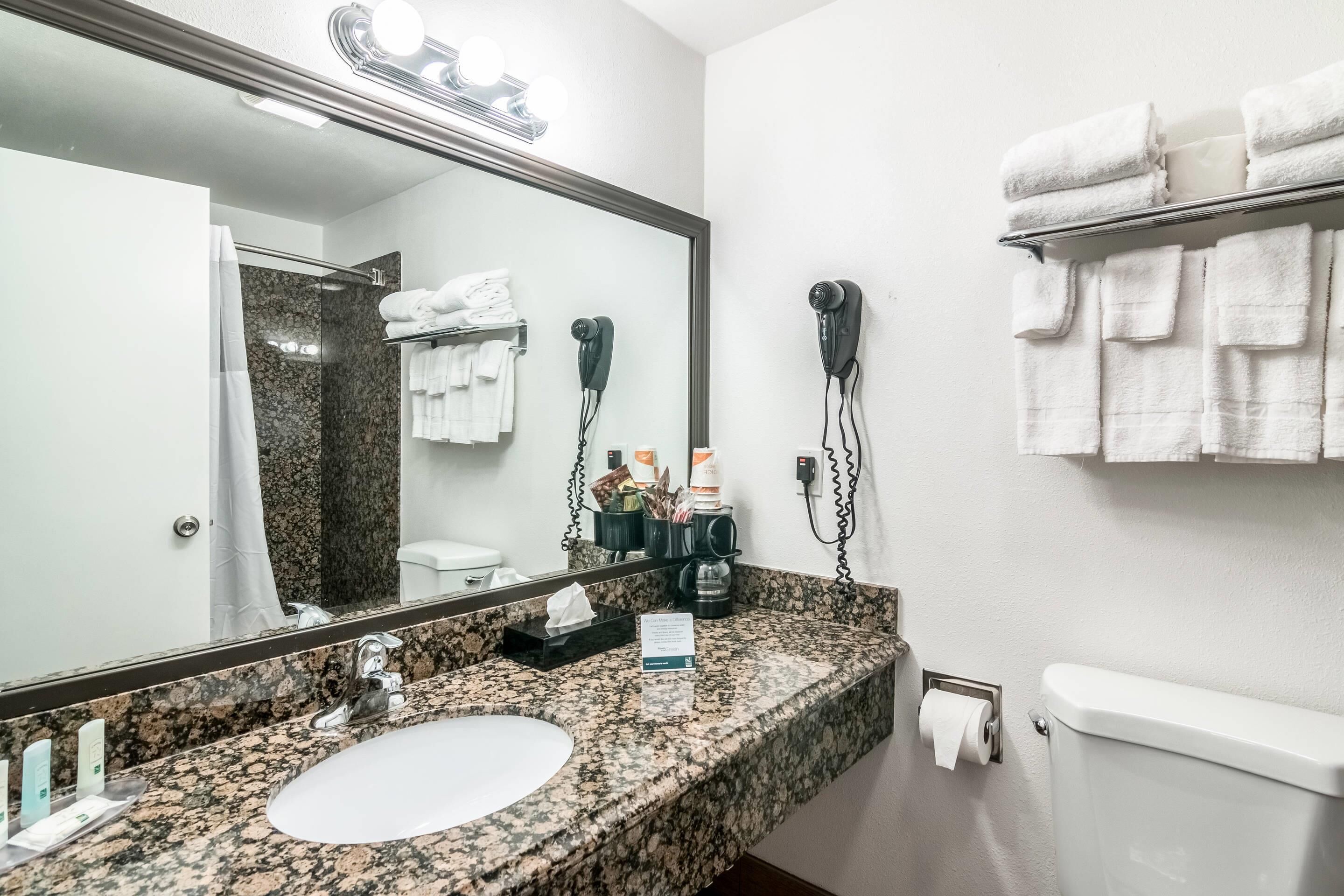 Photo - Quality Inn & Suites near Downtown Bakersfield