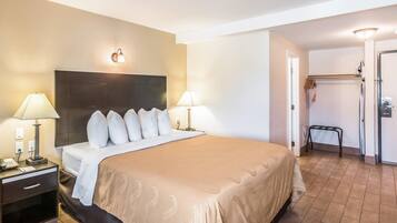 Standard Room, 1 King Bed, Non Smoking