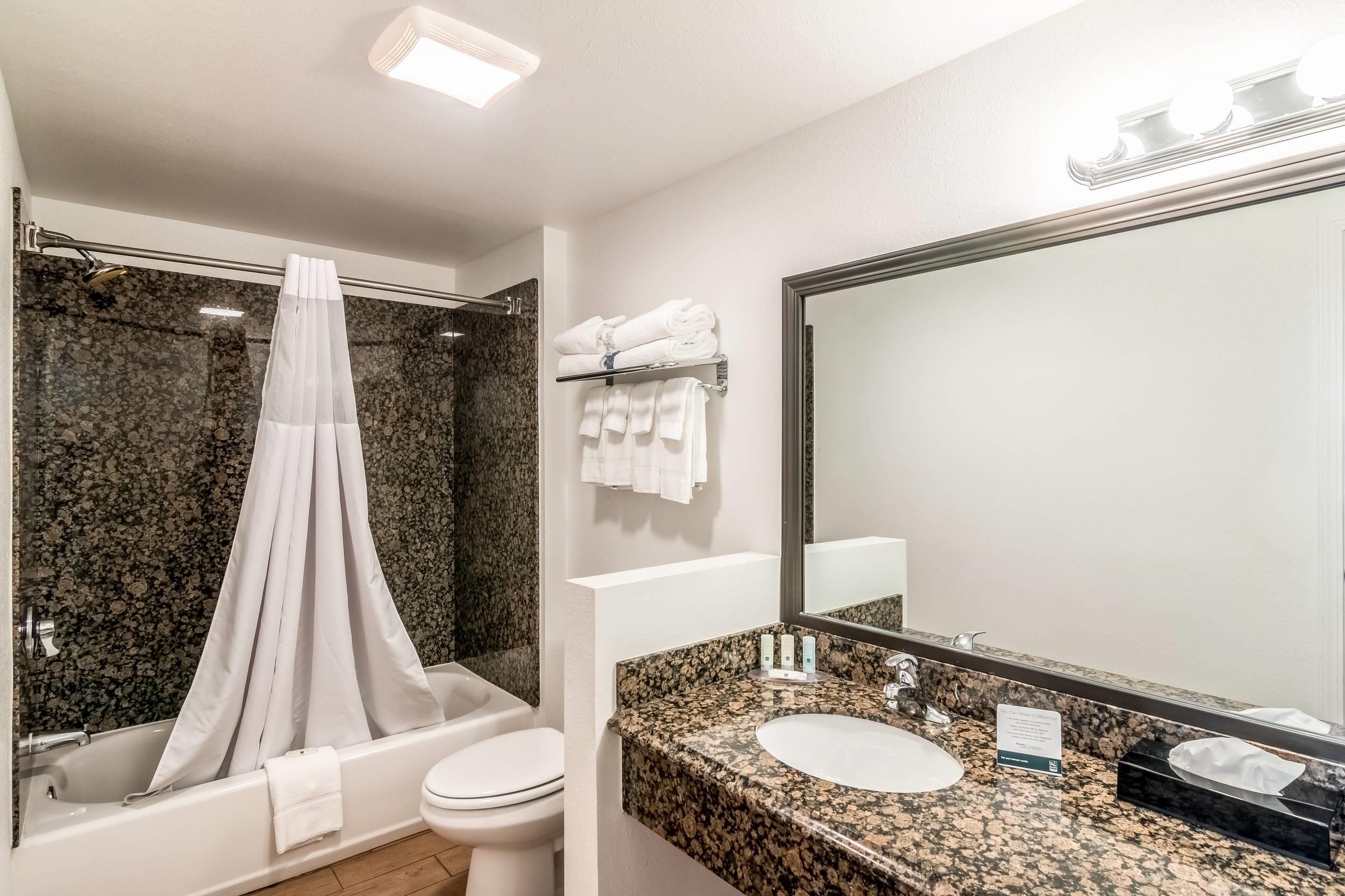 Photo - Quality Inn & Suites near Downtown Bakersfield