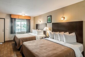 1 bedroom, desk, laptop workspace, blackout curtains