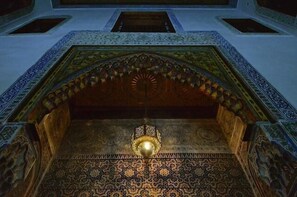 مدخل المنشأة