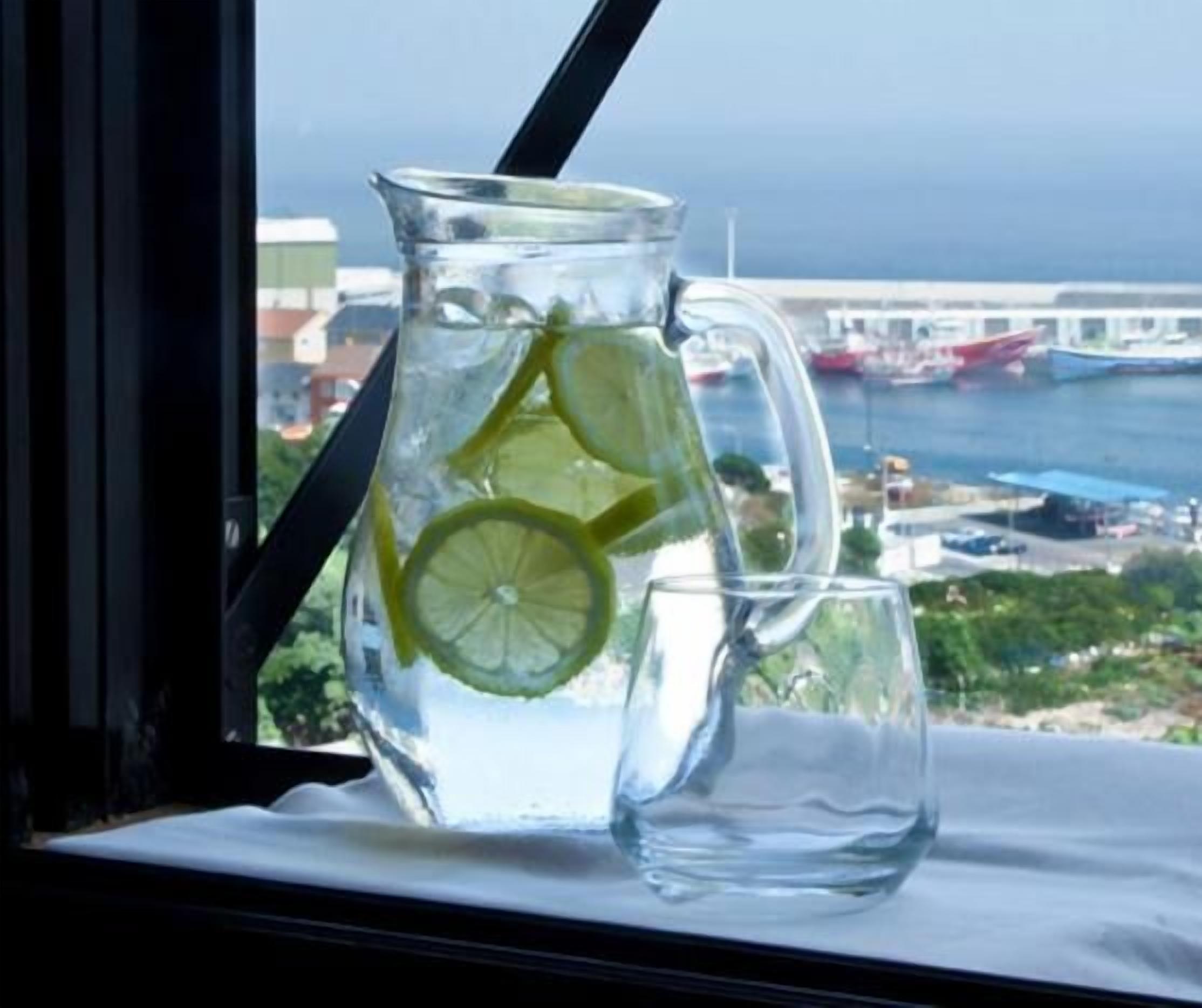 breakfast, lunch, dinner served; regional cuisine