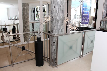 Lobby. Hotel Palacio de Cristal