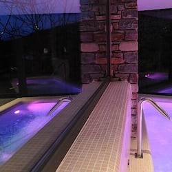 Bain à remous intérieur