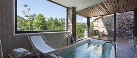 Sauna, hydrotherapy, massages