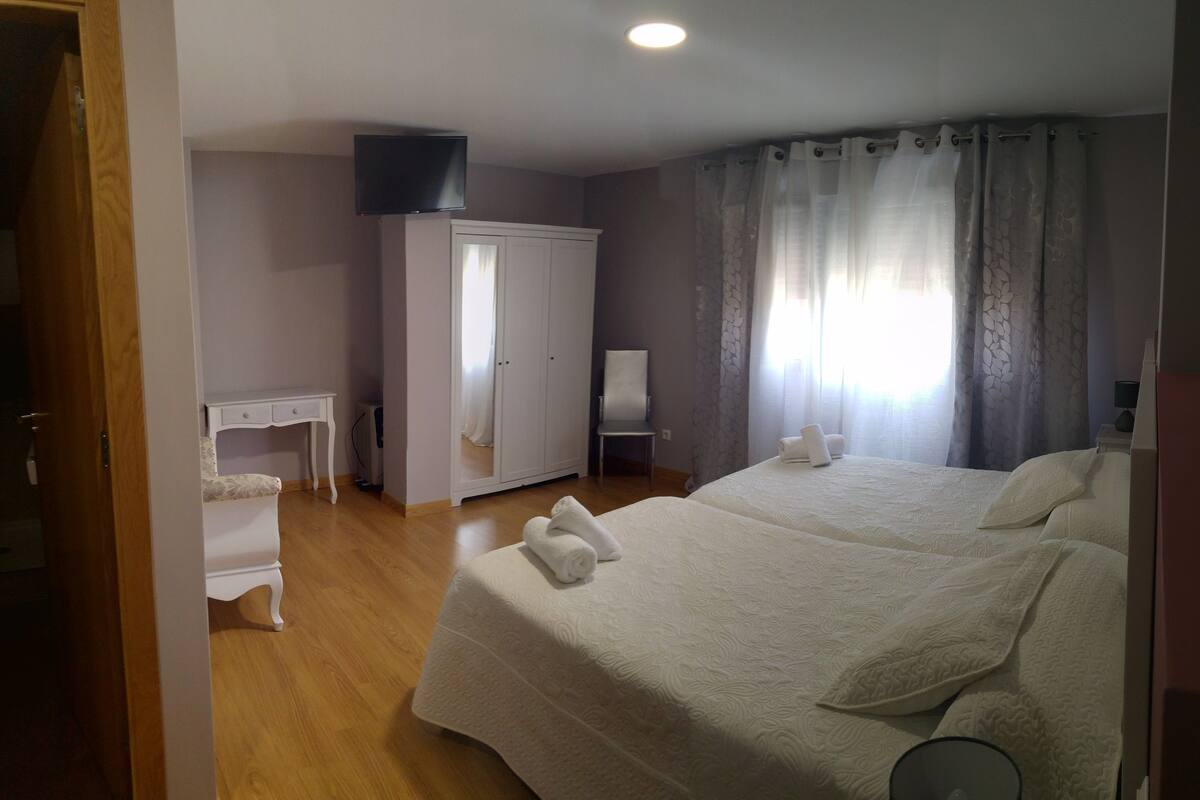 Twin Room | In-room safe, blackout curtains, rollaway beds, free WiFi