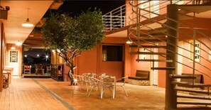 Courtyard - Hotel Açoriano (Penha)