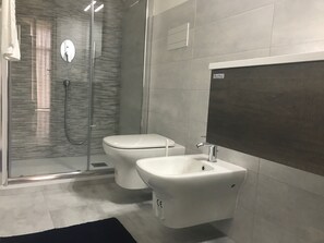 Free toiletries, hair dryer, towels, soap