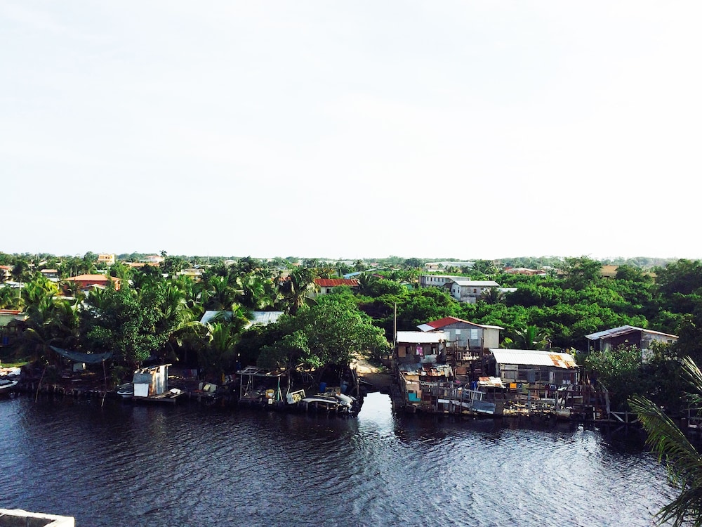 Easy Inn Hotel by null