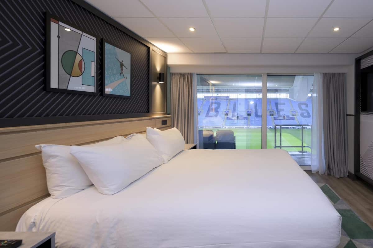 客房, 1 张特大床 (Pitch View) | 客房内保险箱、免费婴儿床、免费 WiFi、床单