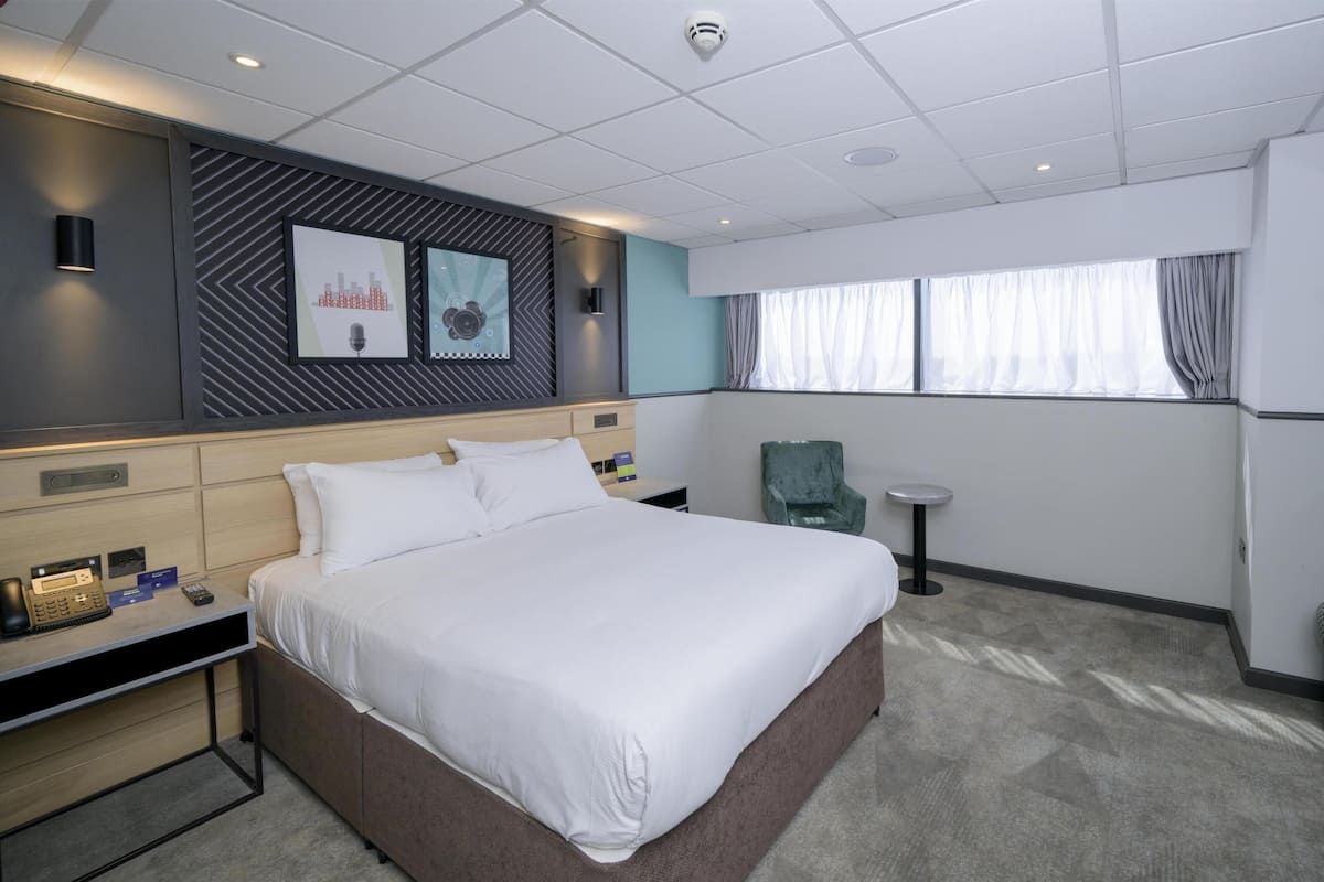 客房, 1 张大床 | 客房内保险箱、免费婴儿床、免费 WiFi、床单