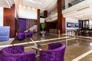 Sala de estar en el lobby